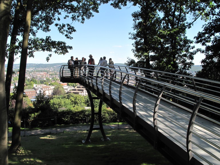 SPDFraktion vor Ort am neuen Skywalk im Nordpark SPD Ratsfraktion Wuppertal