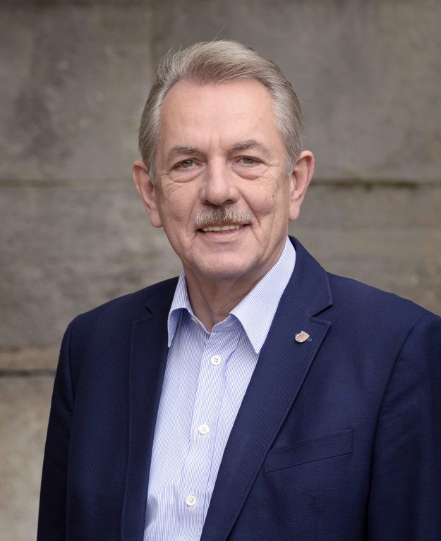 104_Klaus_Jürgen_Reese_ohneKrawatte_kl