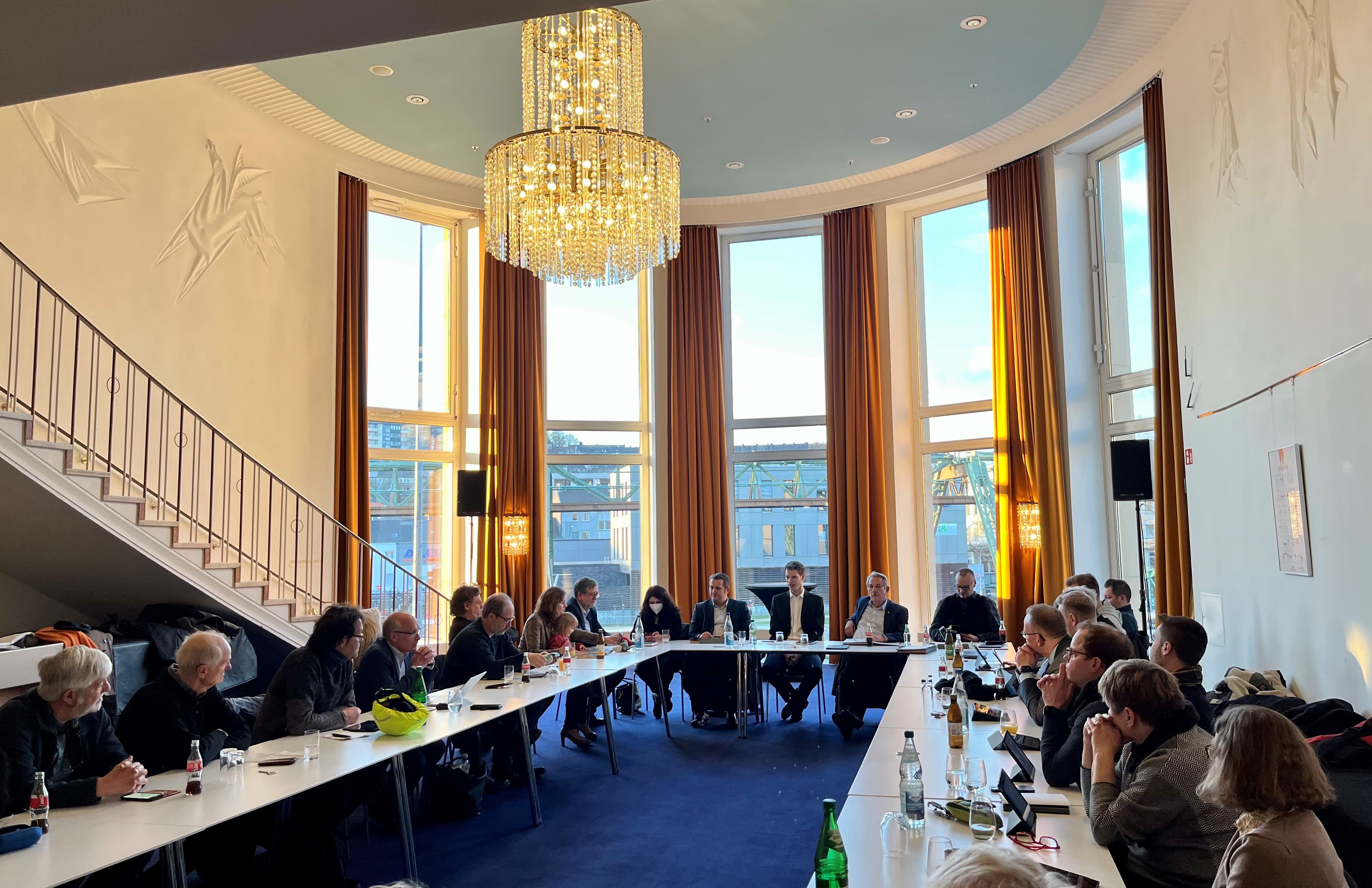 FS Kronleuchterfoyer