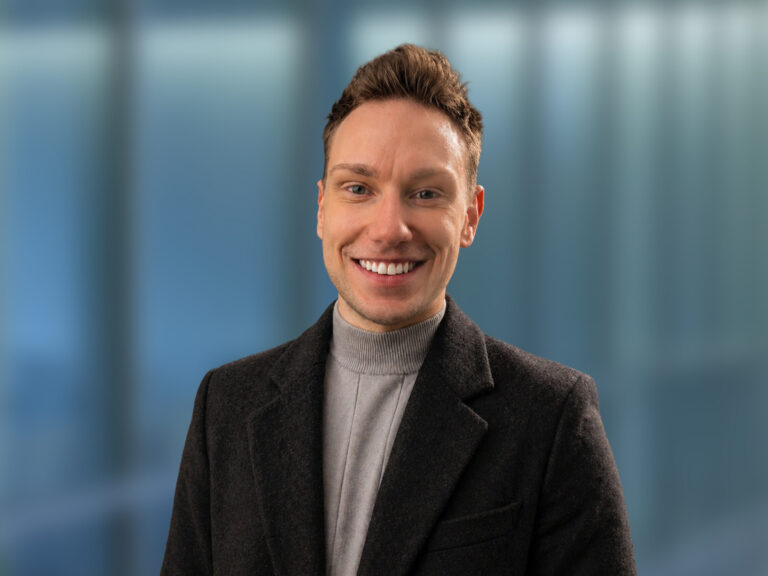 Yannik_Dueringer_hg_neu